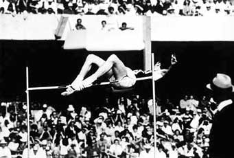 Dick Fosbury won het hoogspringen dankzij zijn vernieuwende Fosbury-flop.