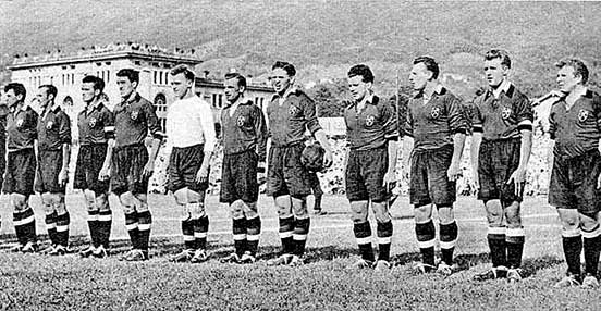 Het Hongaarse team dat de finale speelde.