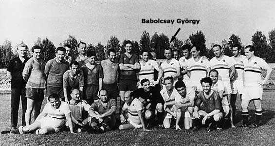Babolcsay met een aantal andere Hongaarse spelers rond 1953.