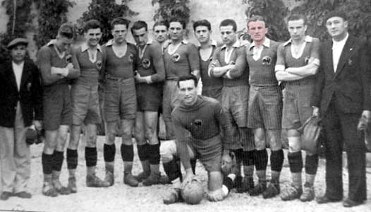 Bodola met het team van Roemenië op het WK 1934 in Italië. 