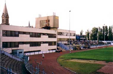 Het 'Budai II. László Stadion' van REAC. 