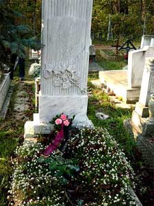 Het graf van Eisenhoffer József op het Farkasréti kerkhof in Budapest. 