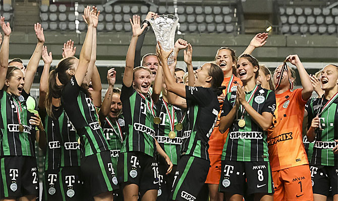 Ferencvárosi TC Vrouwen Kampioen van Hongarije 2021-2022.