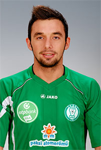 Fioala Attila bij Paks FC.