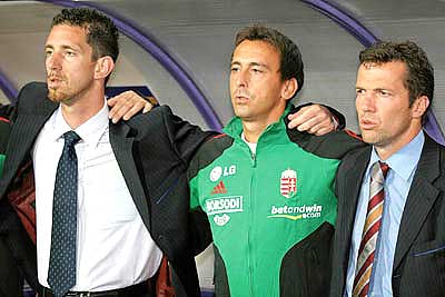 Hrutka János, Szalay László en Lothar Matthäus in de staf van de Hongaarse nationale ploeg.