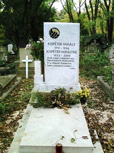 Het graf van Kispeter Mihály op het Farkasréti kerkhof in Budapest.