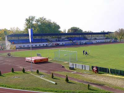 Het Lakat Károly Stadion van FC Tatabánya. 