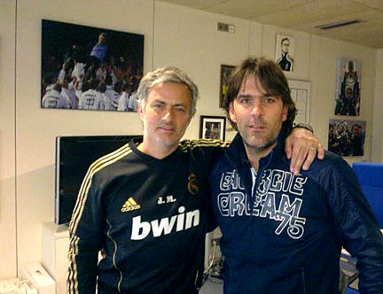 Péter met José Mourinho.
