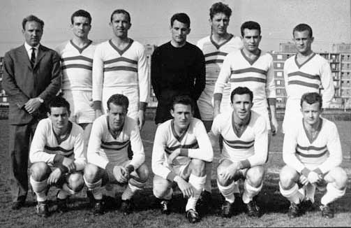 Het team van Gyõri Vasas ETO in 1964.