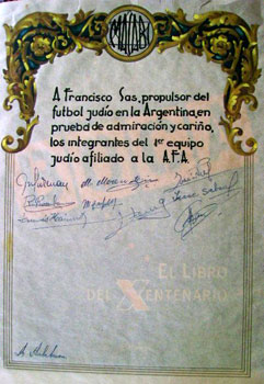 AFA-diploma toegekend aan Sas Ferenc.