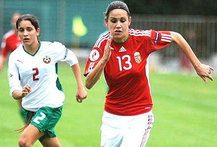 Sipos Lilla tijdens een EK-kwalificatiewedstrijd Hongarije-Bulgarije van 19-9-2012, gewonnen met 9-0.