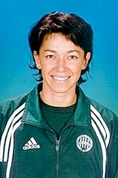 SZARKA Éva, coach bij Ferencváros.