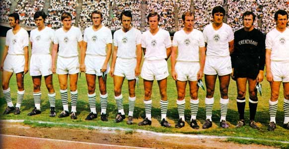 Het team van Ferencvárosi TC 1971-1972, met ondermeer Szőke István en Albert Flórián.