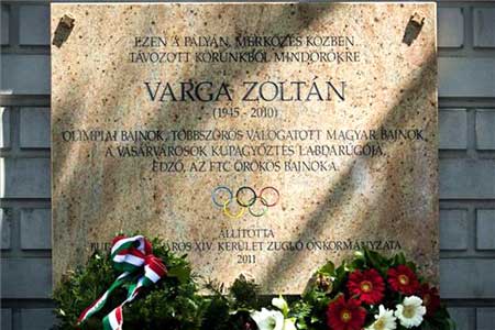 In 2011 werd een gedenkplaat ter ere van Varga ingehuldigd.