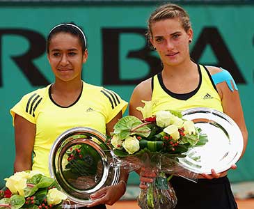 Tímea met Heather Watson bij het Junior Grand Slam toernooi van Wimbledon 2009 dubbelspel, finalist.