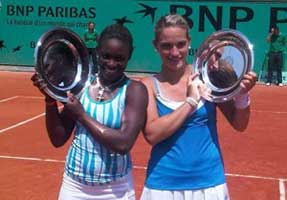 Winst op Roland Garros Junior dubbel 2010 met Sloane Stephens.