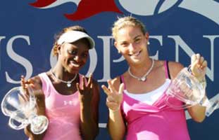Winst op US Open Junior dubbel 2010 met Sloane Stephens.