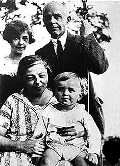 Béla, naast zijn zuster Erzsébet