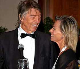 met zijn echtgenote Ellen Siano (mei 2005). 