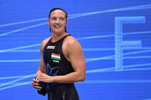 Hosszú Katinka op het Europees Kampioenschap 2020 na haar overwinning op de 200 m wisselslag.
