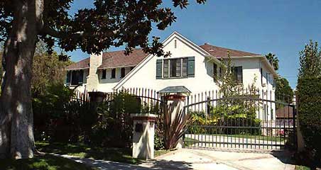 De woning van Leslie Howard in Canon Drive, Beverly Hills, Californië.