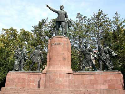Het Memorial monument ter ere van Kossuth Lajos op Kossuth tér in Budapest.