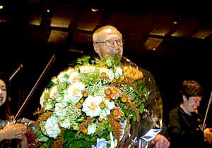 In 2003 mocht Kurtág de Muziekprijs in ontvangst nemen uitgereikt door de 'Léonie Sonning Music Foundation' in Kopenhagen.