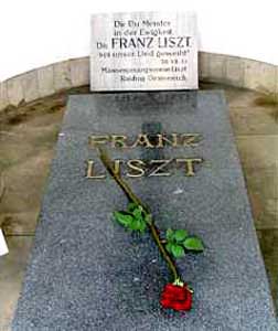 De grafsteen van Franz Liszt 