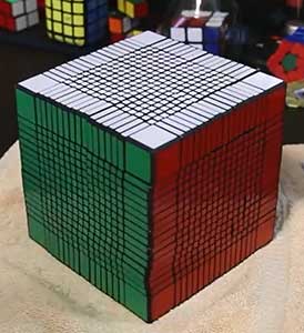 Rubik's kubus 17x17x17 eindresultaat.