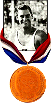Weissmuller met medaille.