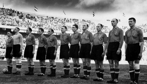 Het Nederlands elftal op 26 februari 1939.